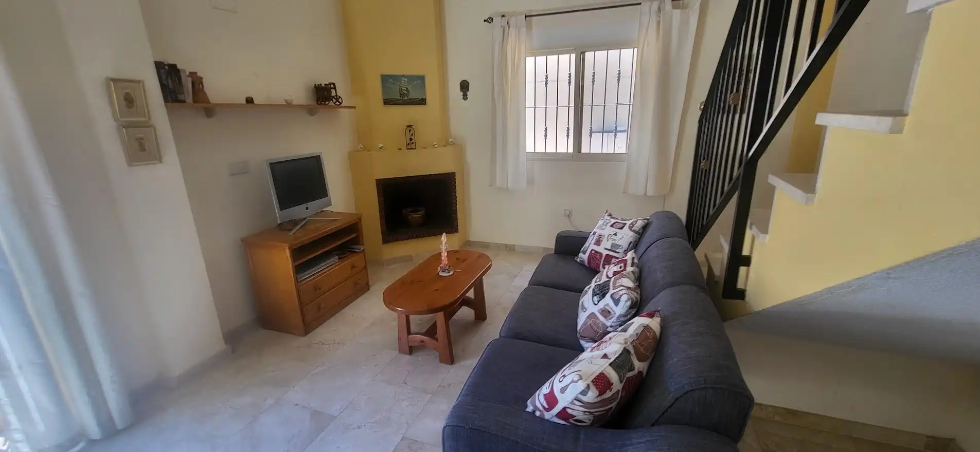 Bungalow avec terrasse à louer à Pueblo Español - Coveta Fumá, imagen 4