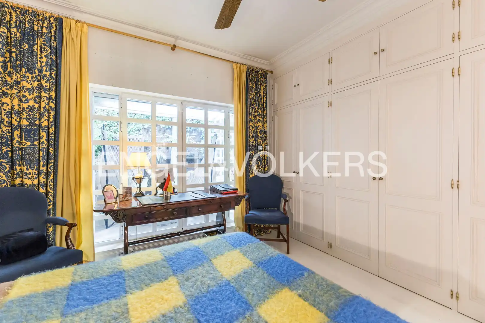 Bedroom of Flat for sale in Madrid  with Air Conditioner, Heating and Private garden