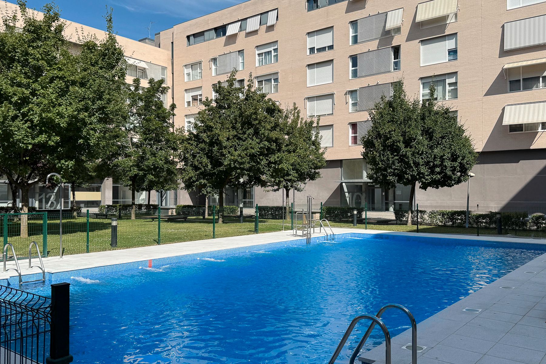 Piscina de Àtic en venda en Leganés amb Aire condicionat, Calefacció i Parquet