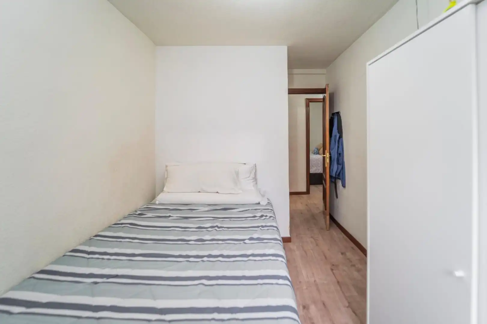 Habitación de Piso en venta en Leganés con Calefacción