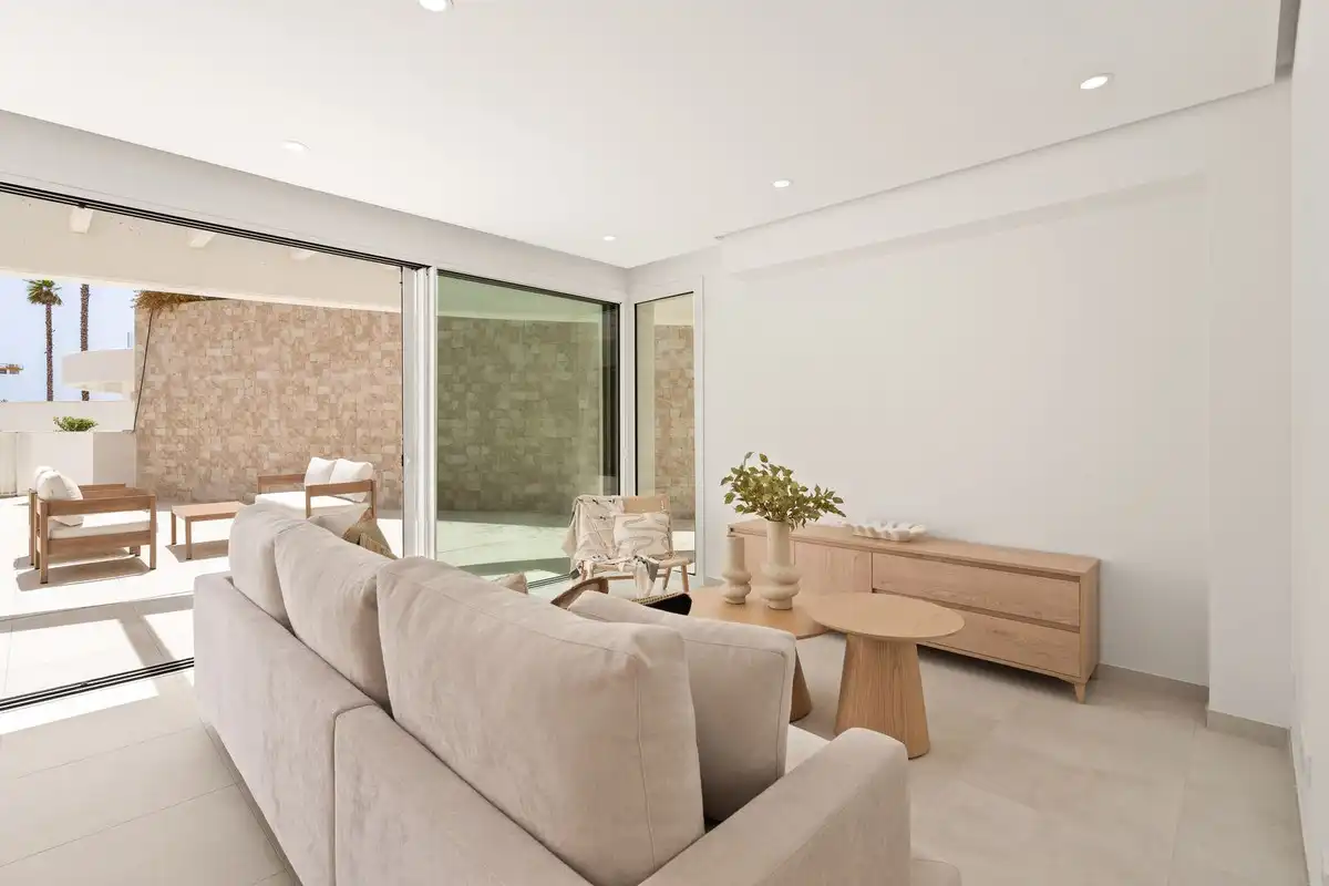Wohnzimmer von Erdgeschoss zum Verkauf in Mijas mit Klimaanlage, Heizung und Terrasse