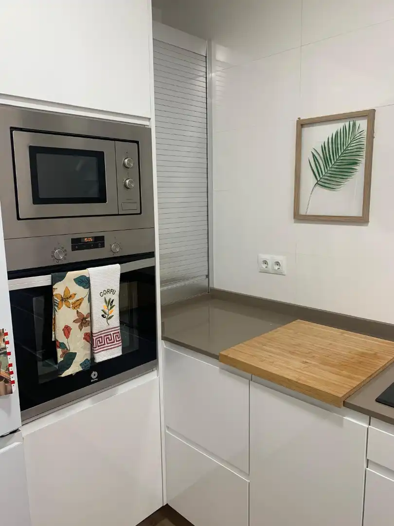 Cuina de Pis de lloguer en Avilés amb Calefacció, Parquet i Moblat