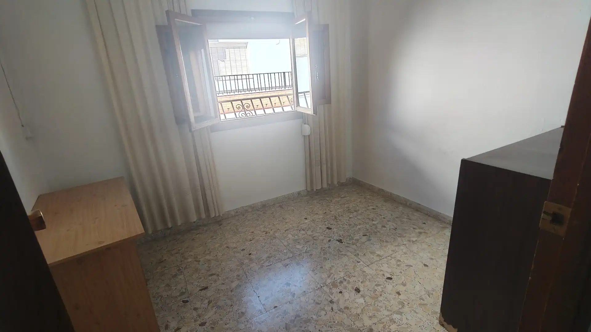 Dormitori de Casa o xalet en venda en Baza amb Moblat
