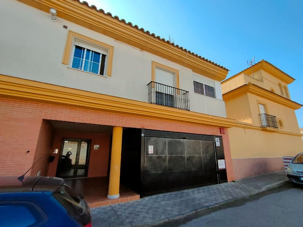 Exterior view of Garage for sale in Bollullos de la Mitación
