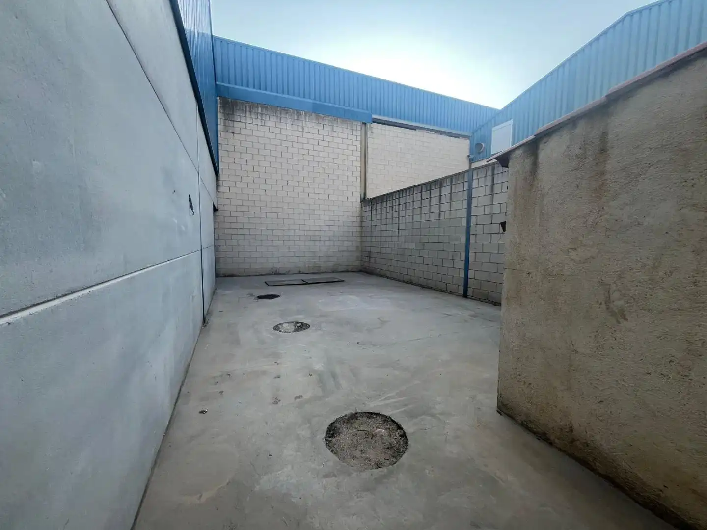 Parking of Commercial properties for rent in Ocaña