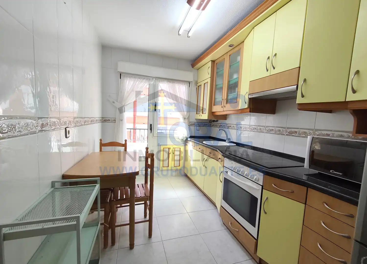 Küche von Wohnung zur Miete in Gijón  mit Heizung, Parkett und Möbliert