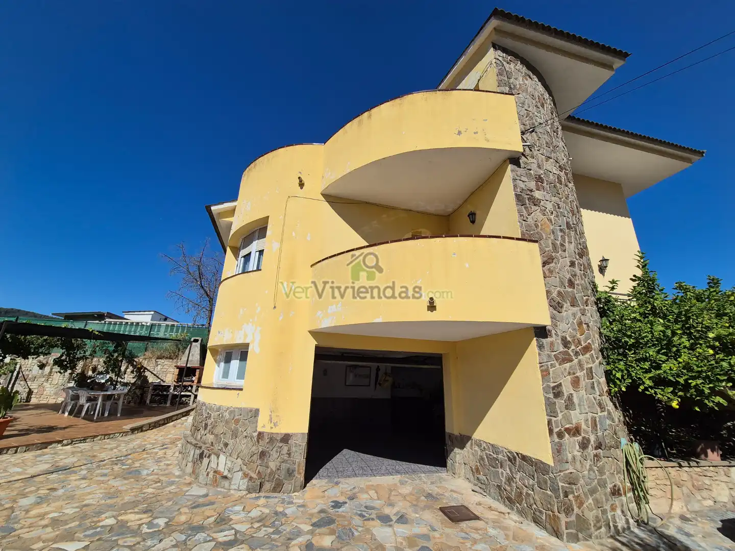 Casa amb terrassa en venda a Vallirana, imagen 3