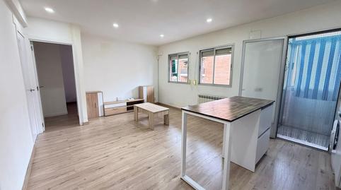 Photo 4 of Flat to rent in Calle Cardeñosa, Entrevías, Madrid