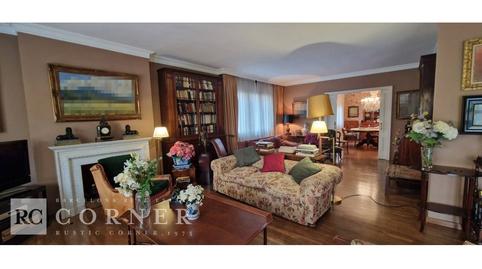 Foto 5 de Pis en venda a Nena Casas, Les Tres Torres, Barcelona