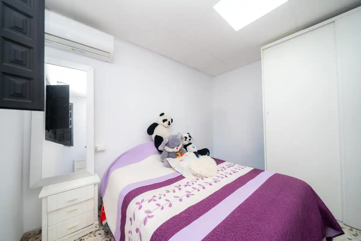 Habitación de Finca rústica en venta en Orihuela con Calefacción y Amueblado