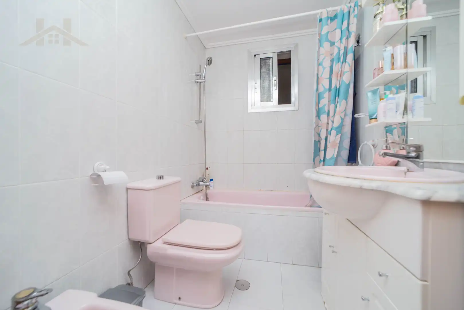 Bathroom of Flat for sale in Móstoles  with Heating, Terrace and Furnished