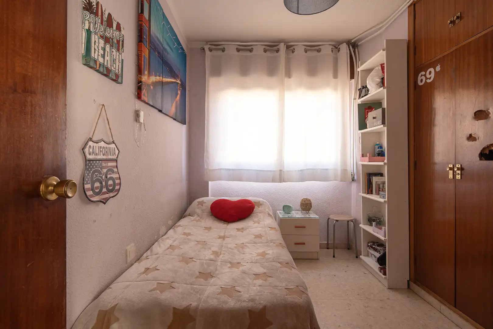 Habitación de Casa adosada en venta en Huétor Vega con Aire acondicionado, Terraza y Amueblado
