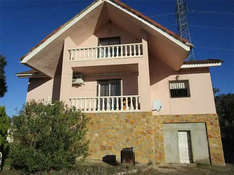 Vista exterior de Casa o chalet en venta en El Casar de Escalona