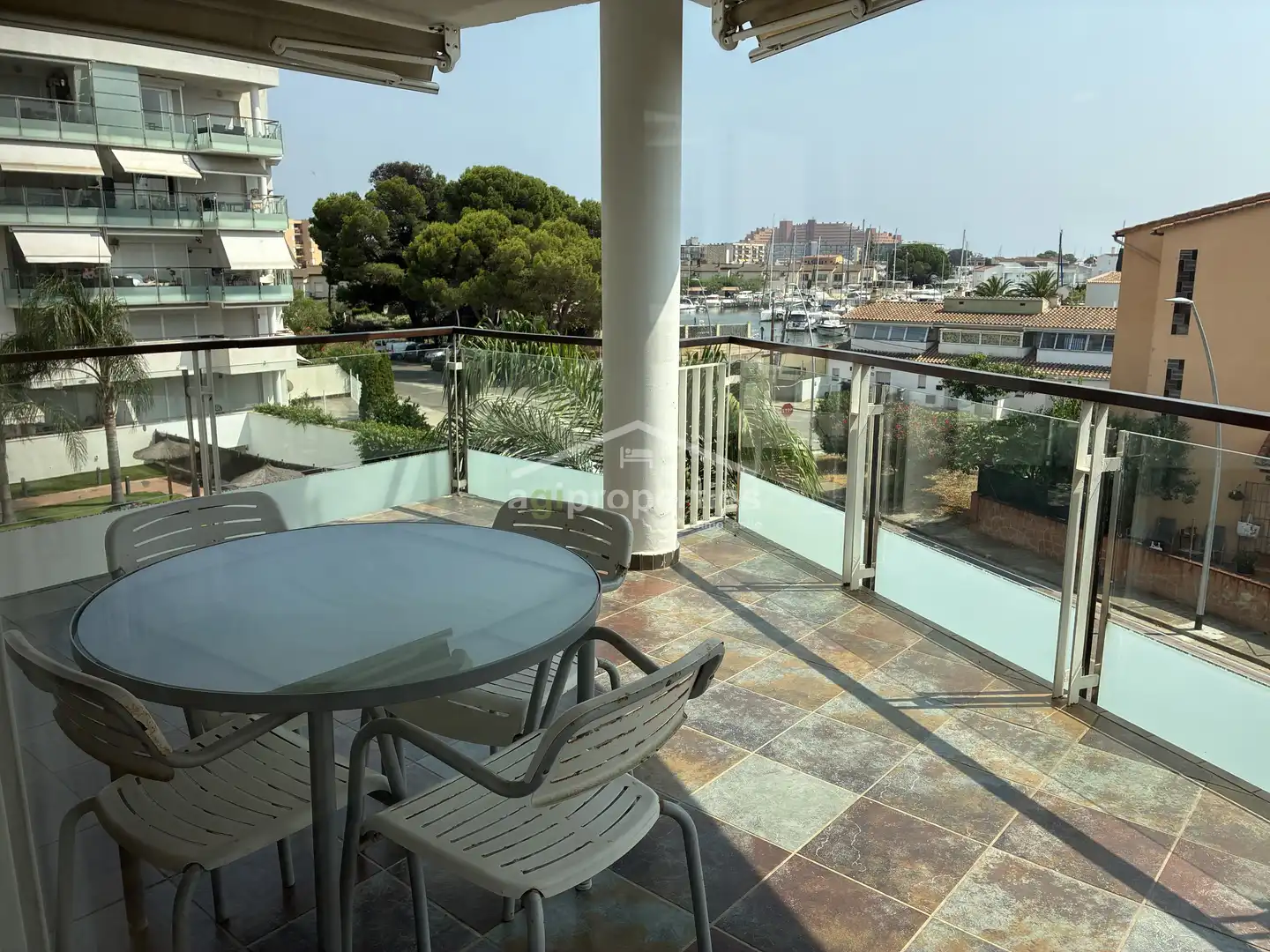 Terrace of Apartments for sale in Roses  with Parquet flooring, Terrace and Furnished