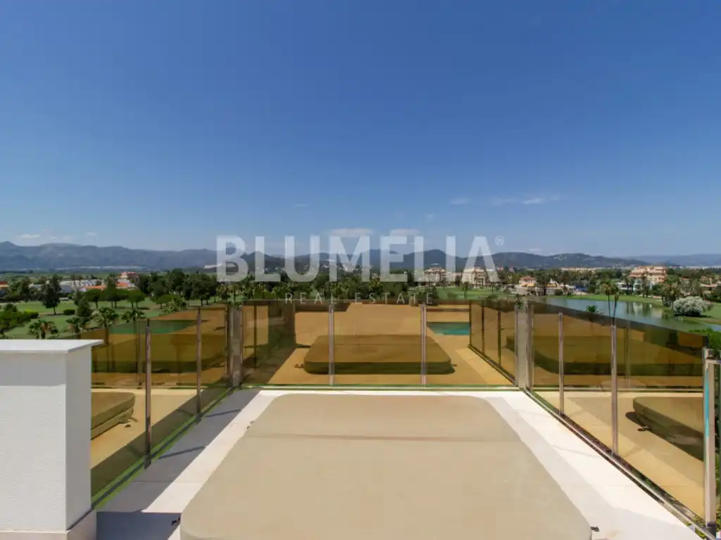 Àtic en venda en Oliva amb Aire condicionat, Calefacció i Jardí privat