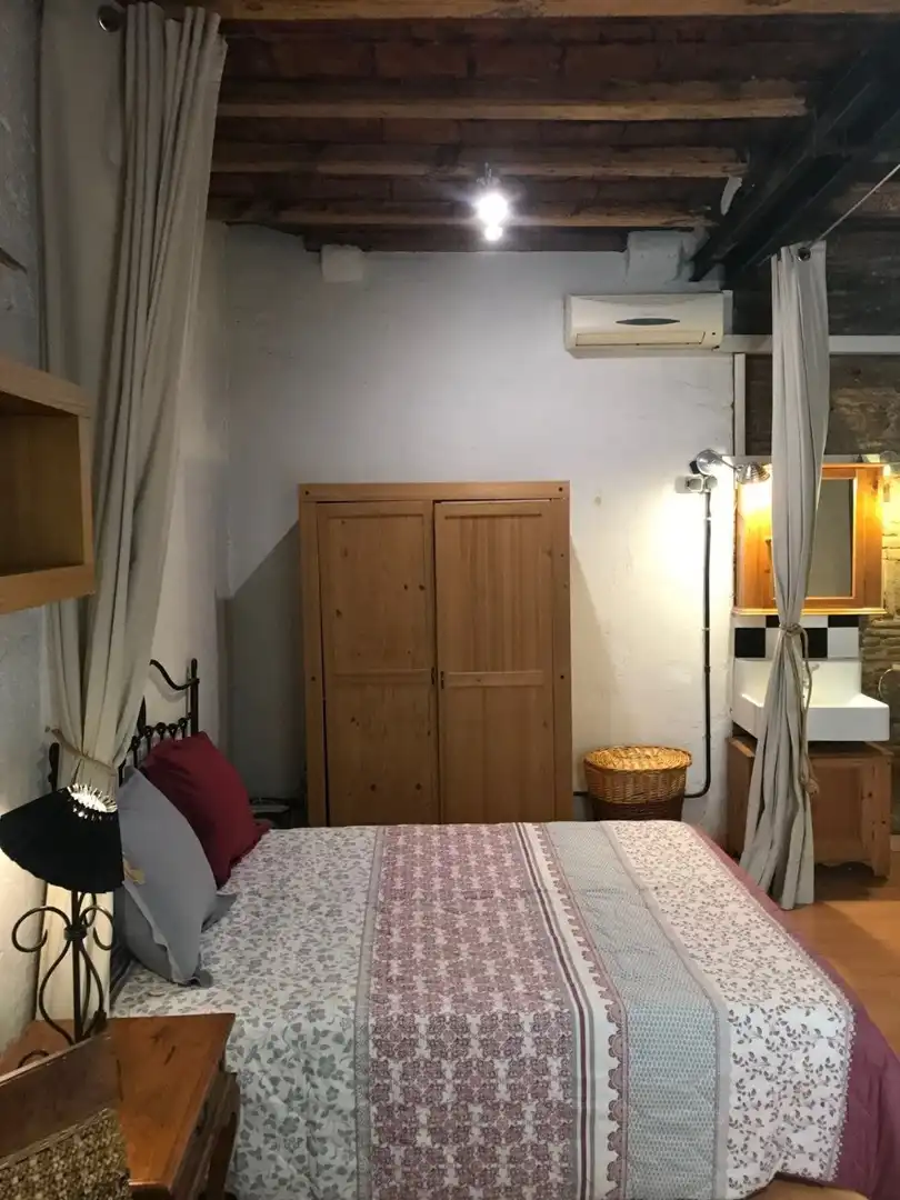 Dormitori de Estudi de lloguer en Barcelona amb Moblat i Balcó