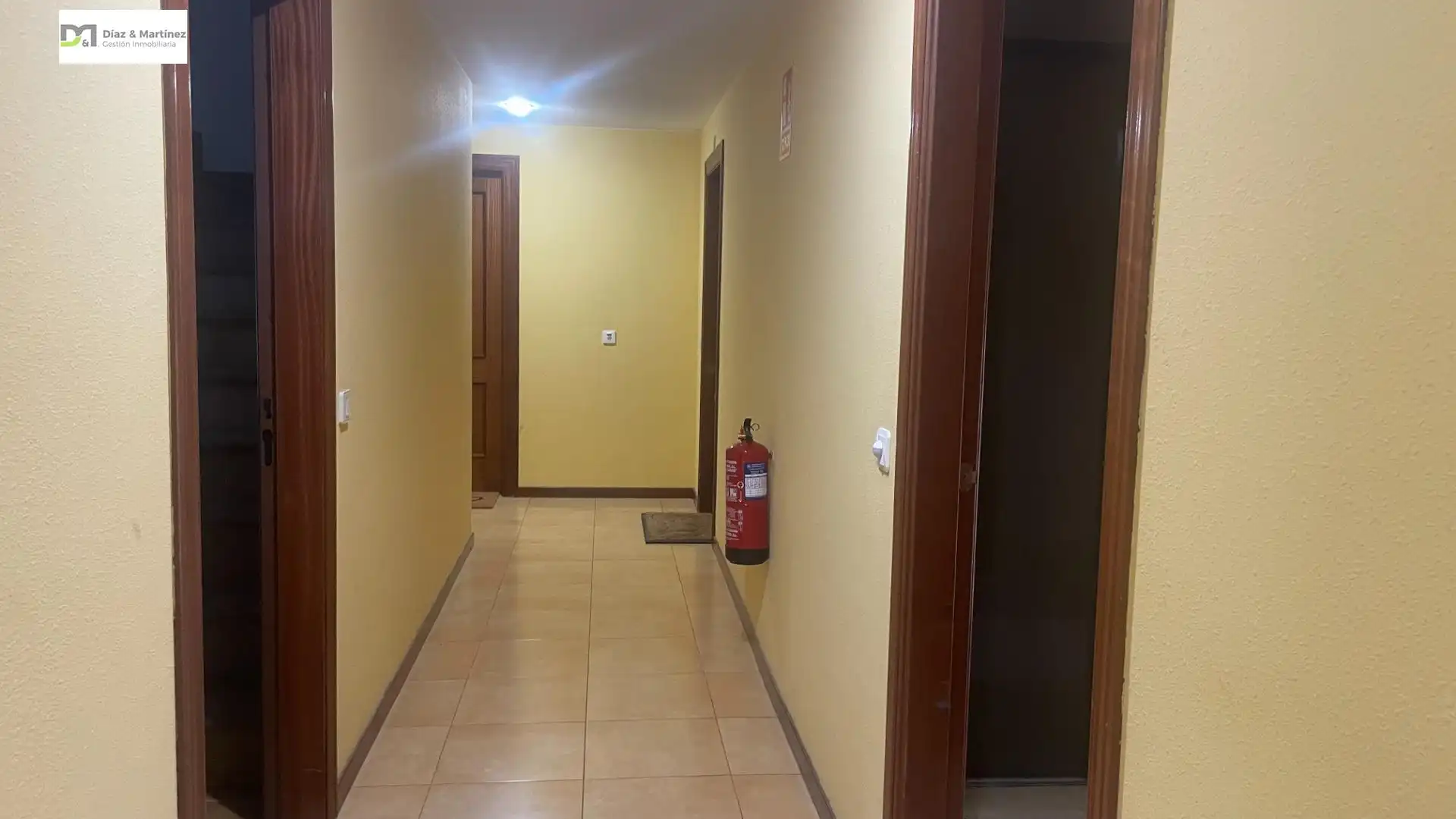 Piso en venta en Oviedo  con Calefacción, Parquet y Trastero