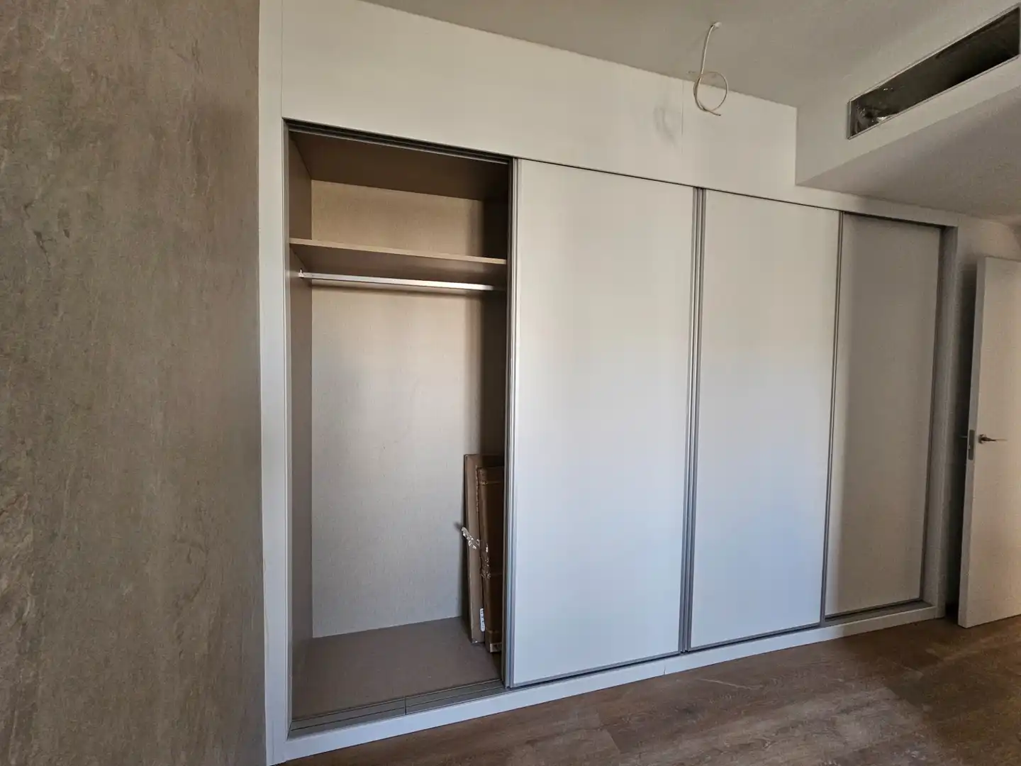 Bedroom of Flat for sale in Tomares  with Air Conditioner, Heating and Parquet flooring