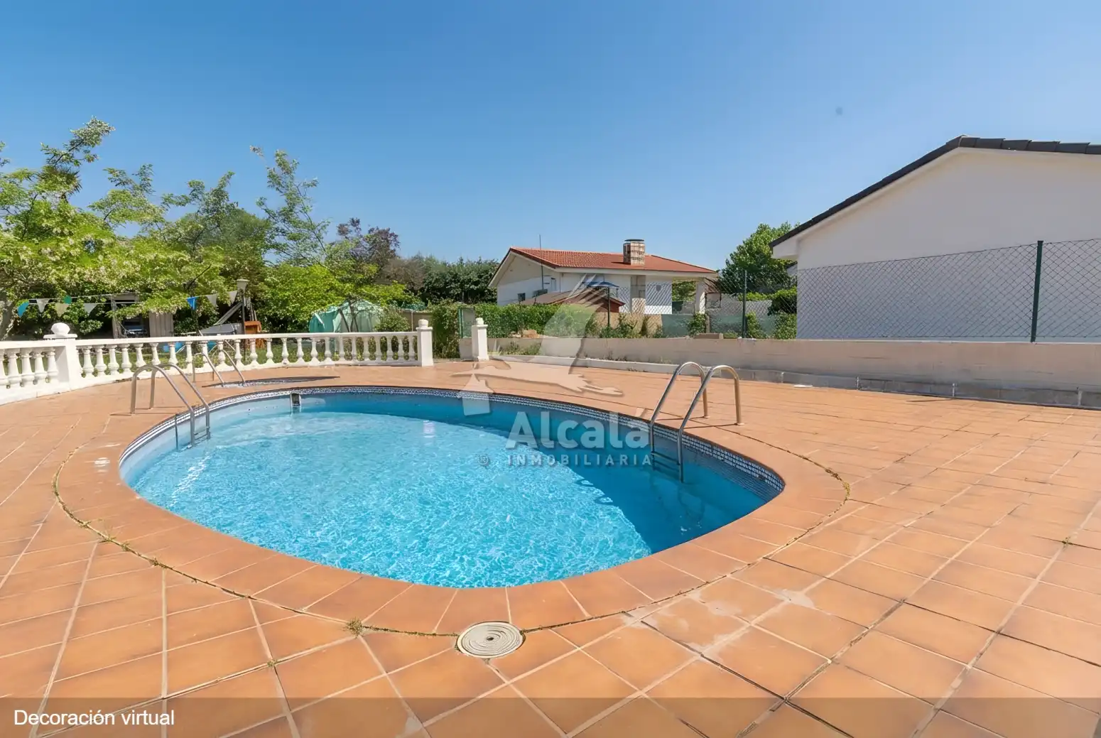 Piscina de Casa o chalet en venta en Galápagos con Aire acondicionado, Calefacción y Terraza