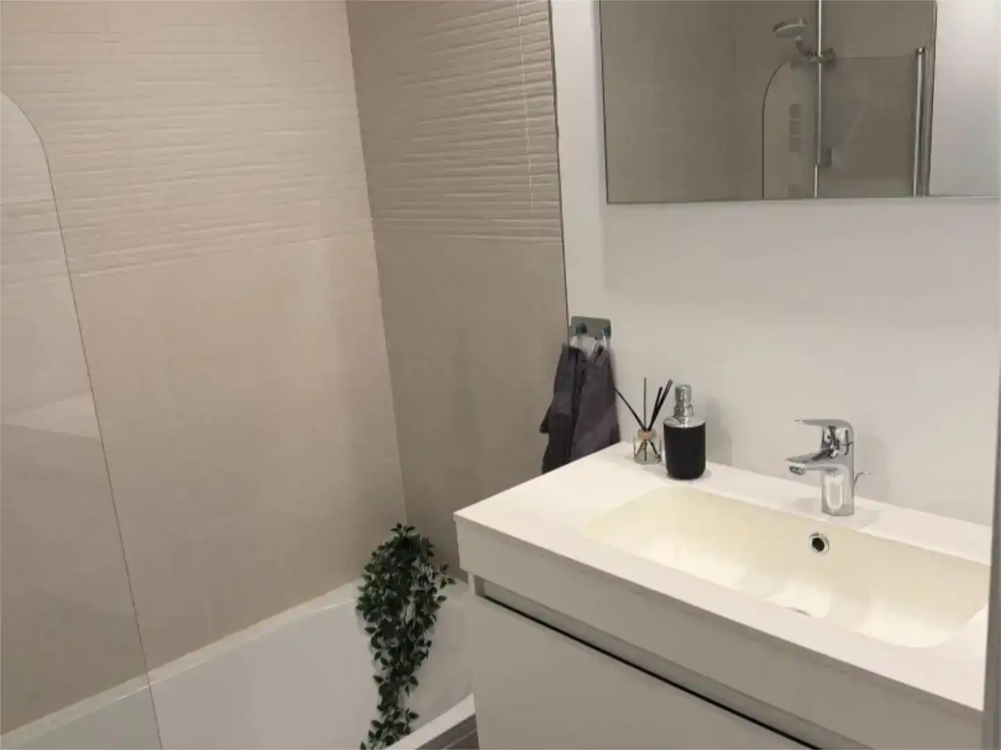 Badezimmer von Wohnungen zum Verkauf in  Palma de Mallorca mit Klimaanlage und Schwimmbad