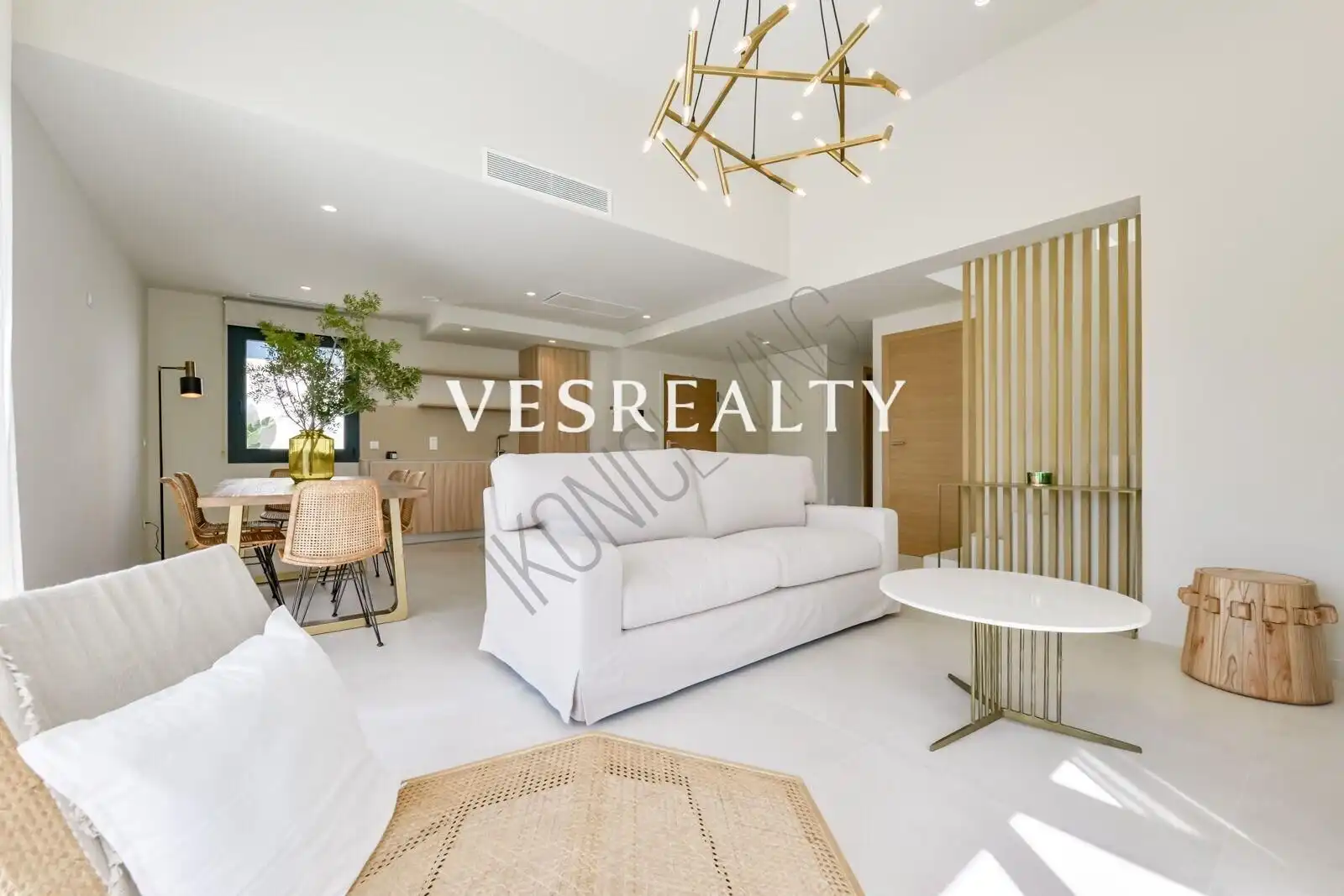 Chalet con piscina en venta en Golf Bahía, imagen 6