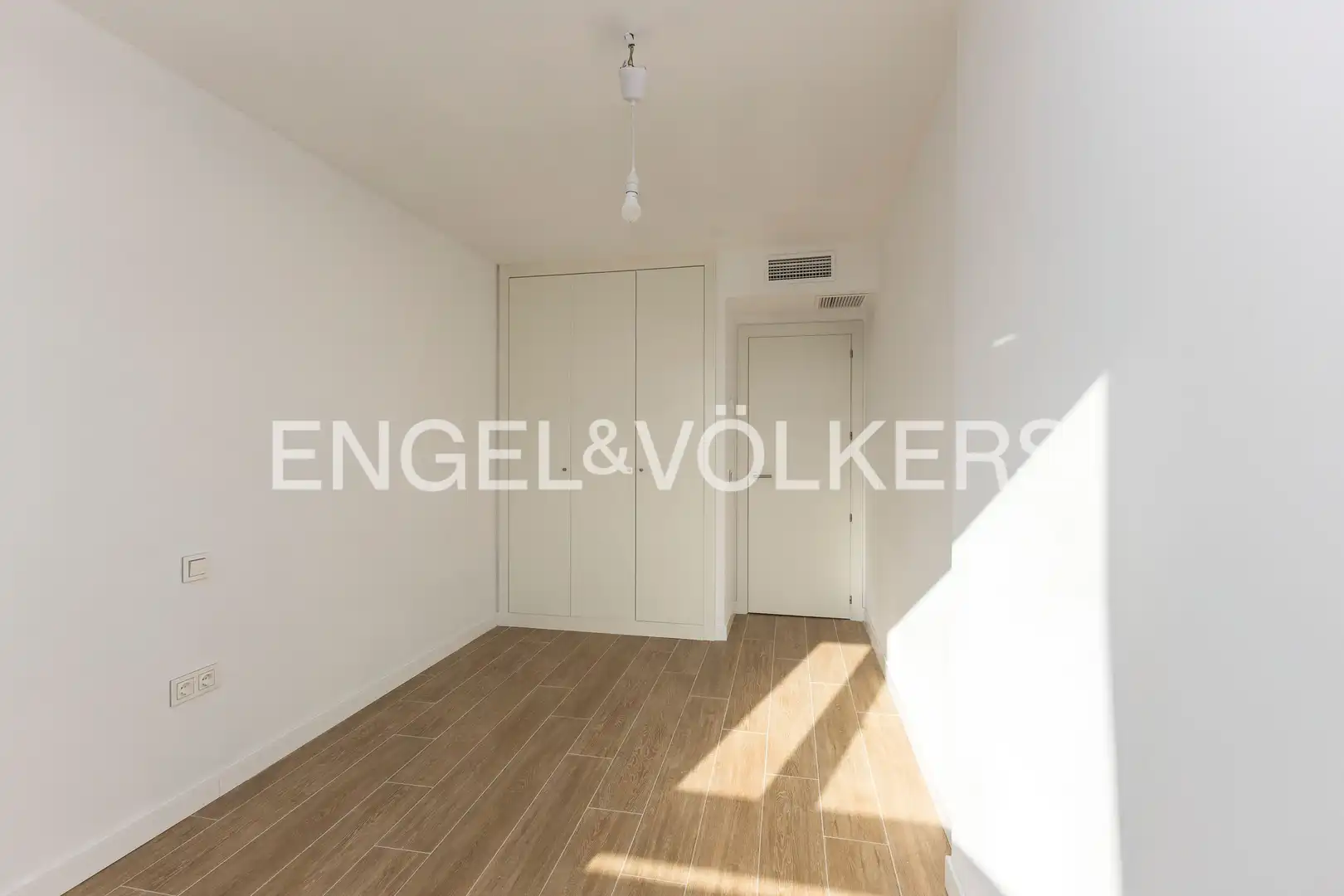 Flat for rent in Madrid  with Air Conditioner, Heating and Terrace