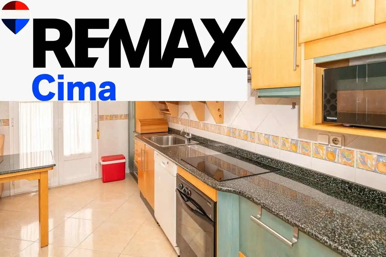 Cocina de Piso en venta en Baza, Granada