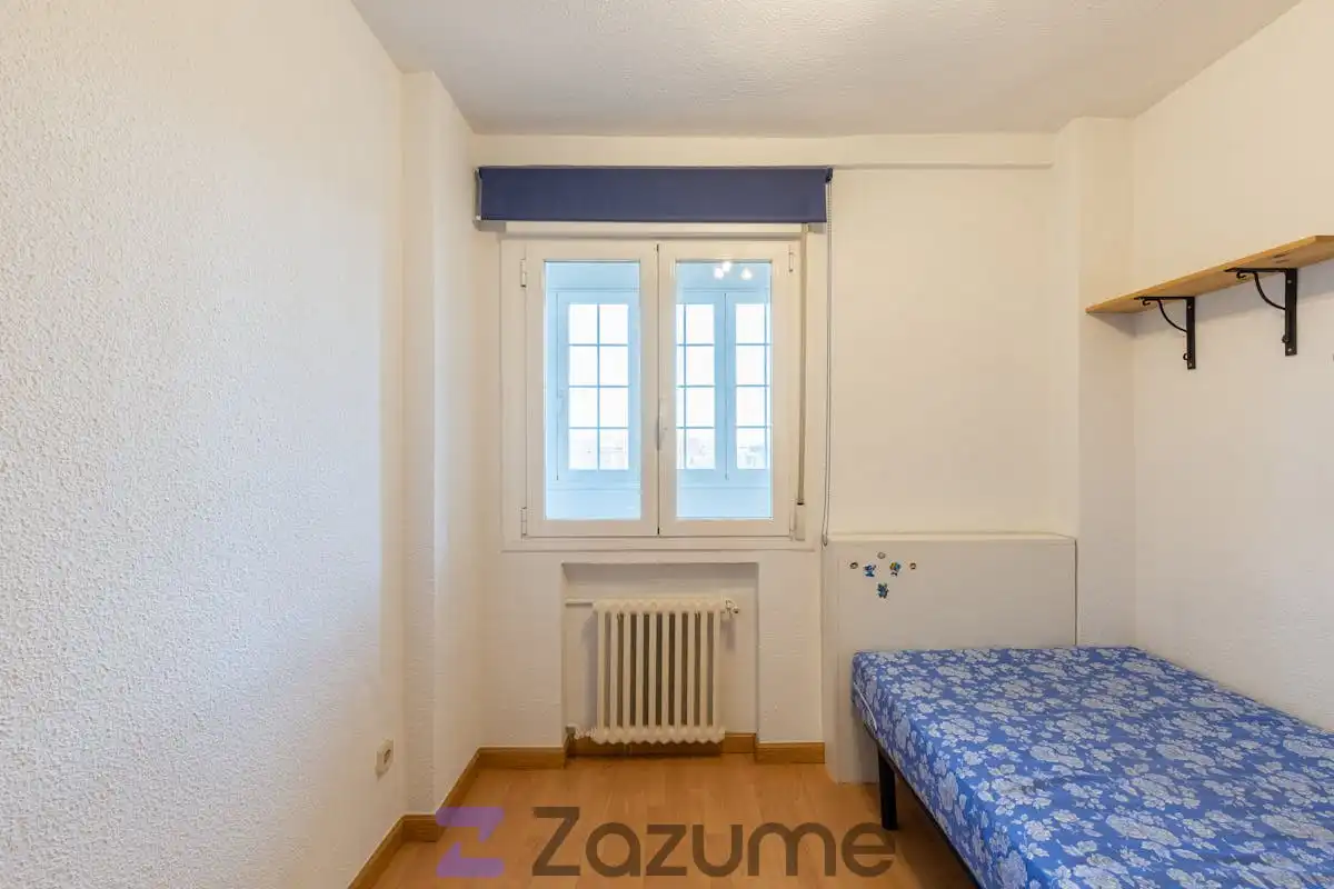 Wohnung zur Miete in Av. del Dr. García Tapia, Marroquina