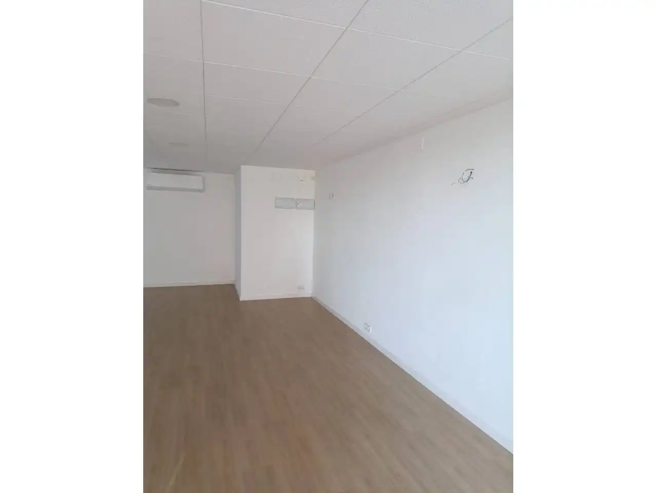 Oficina de lloguer a Plaza JOSE Mª FLOCH I TORRES 12, imagen 7