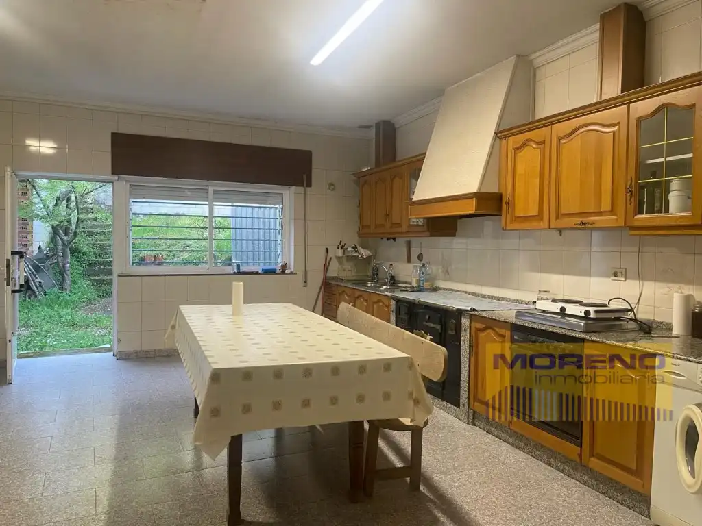 Cocina de Finca rústica en venta en O Incio 