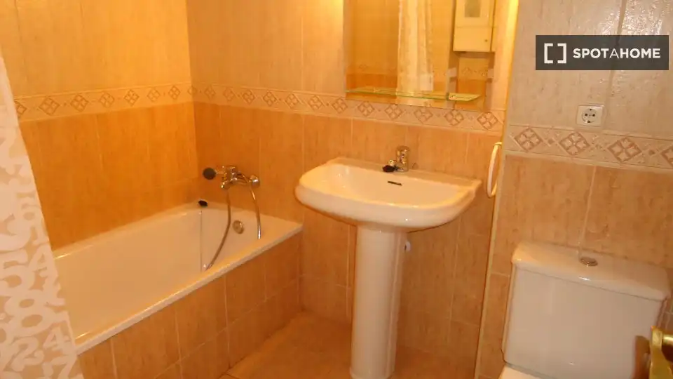 Habitación en Ciudad Jardín - Zoco