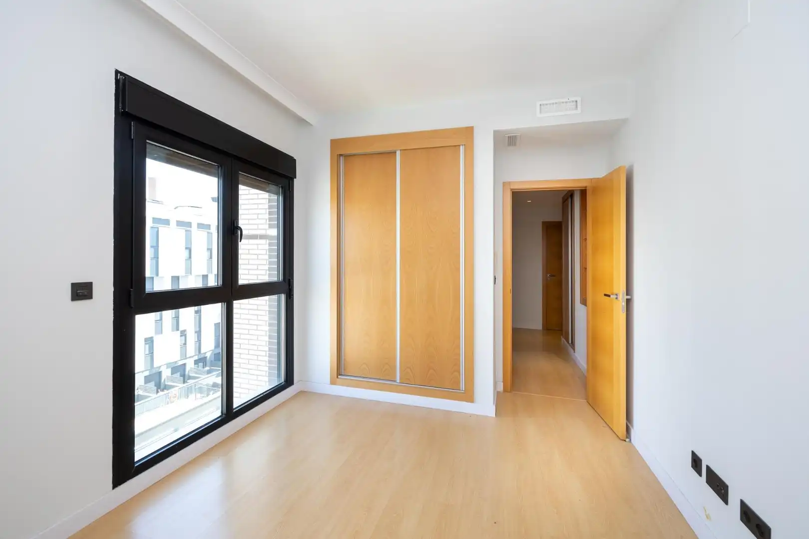 Piso con terraza en venta en Avenida de la Ilustración, imagen 28