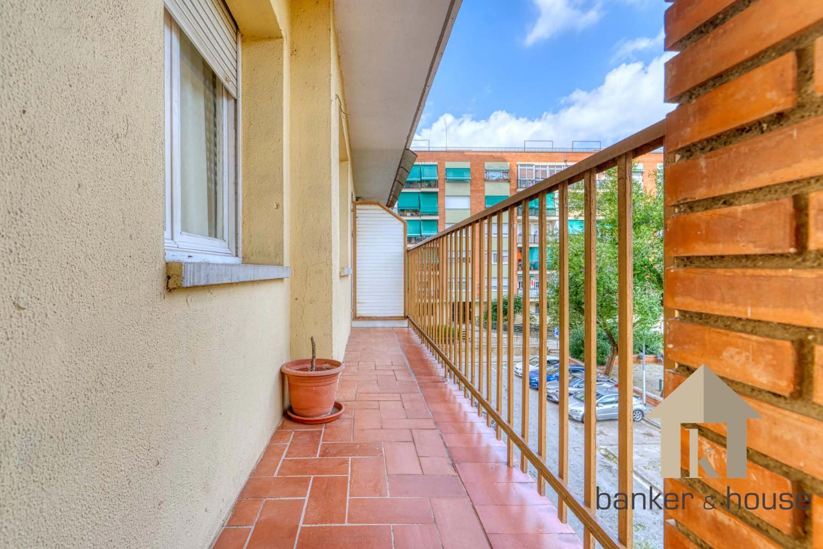 Terraza de Ático en venta en Cerdanyola del Vallès con Horno y Balcón
