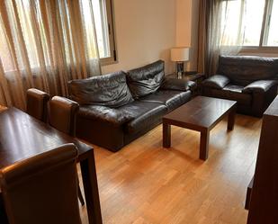 Living room of Flat to rent in  Madrid Capital  with Air Conditioner, Heating and Community pool