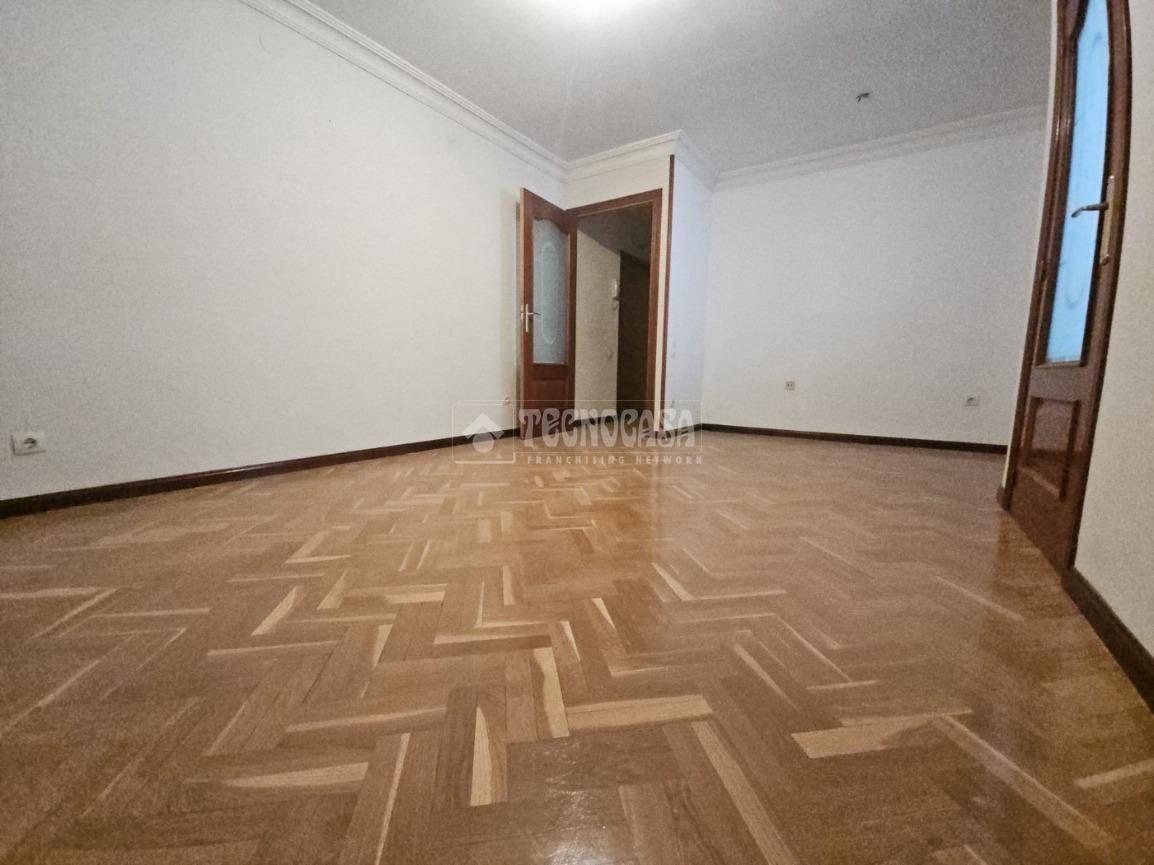 Habitación de Piso en venta en Getafe con Parquet