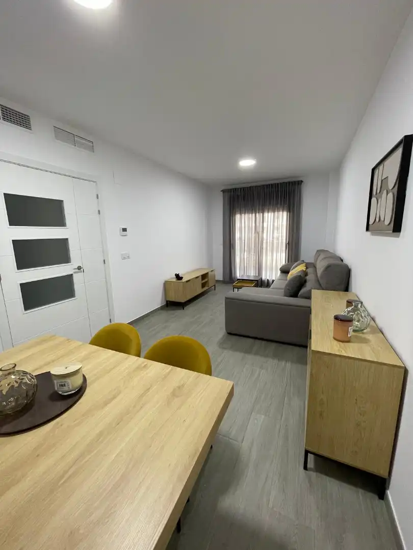 Wohnzimmer von Wohnung zur Miete in La Rinconada mit Klimaanlage, Heizung und Terrasse