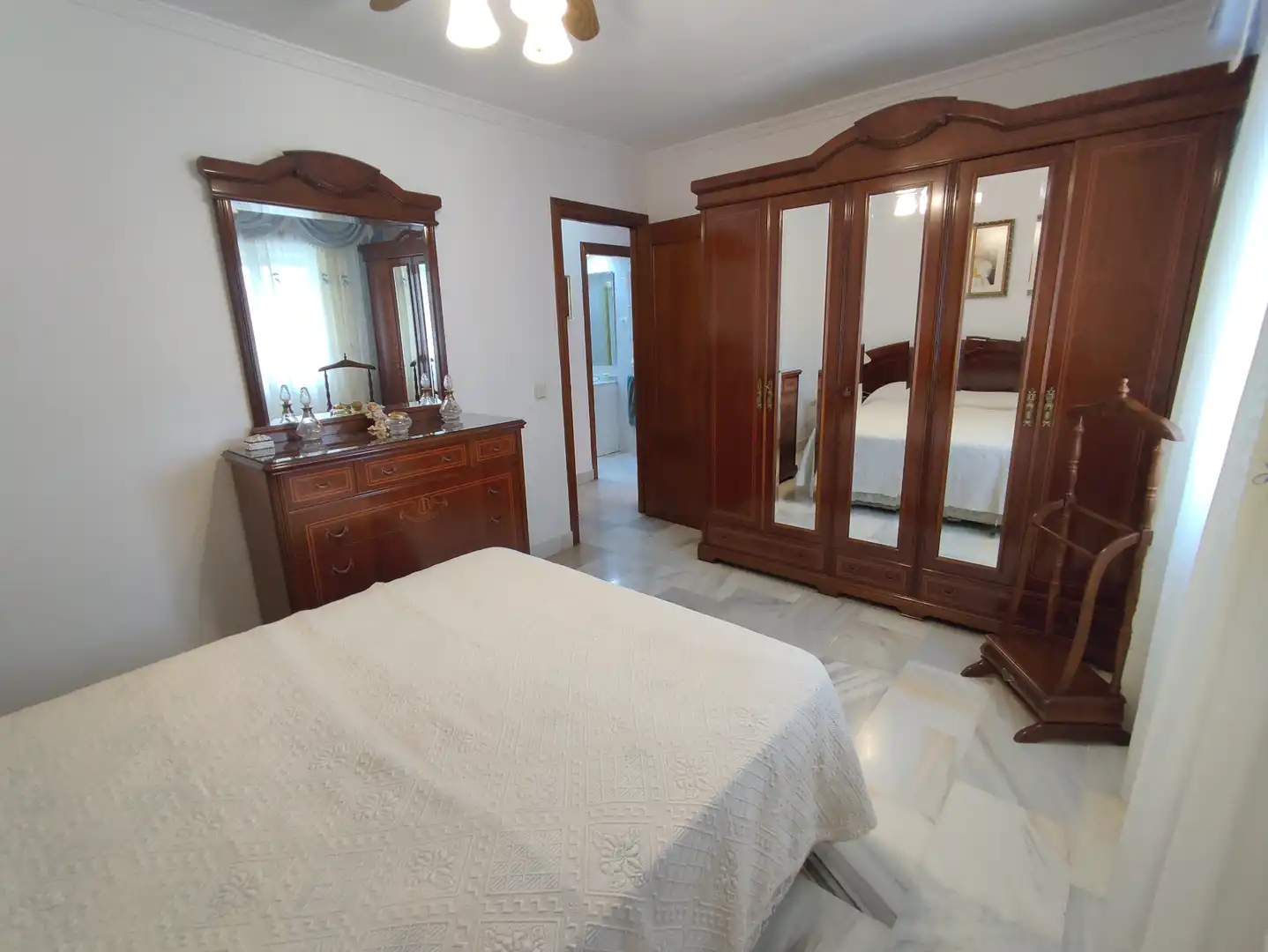 Habitación de Piso en venta en Málaga con Aire acondicionado, Terraza y Trastero
