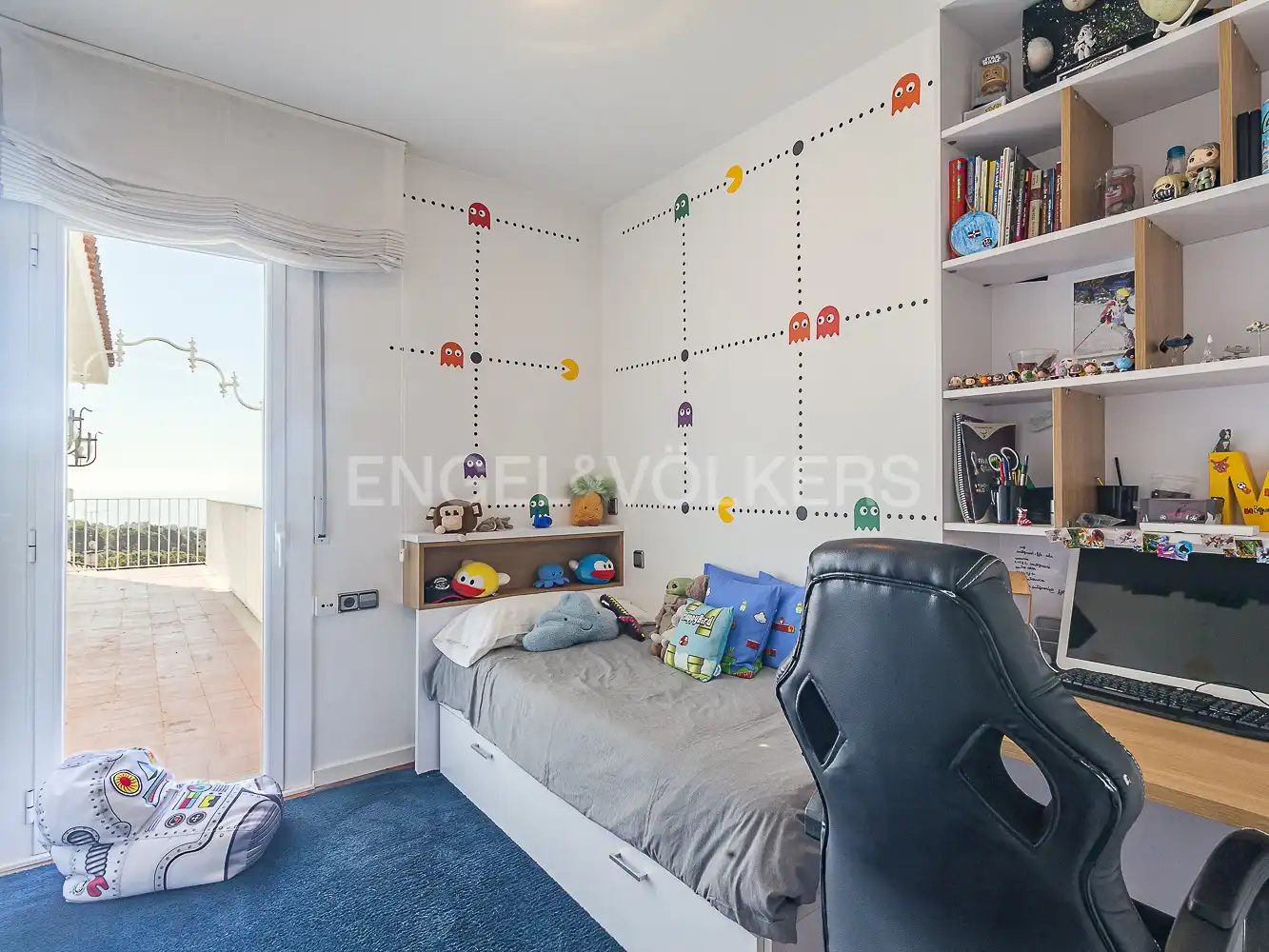Dormitori de Casa o xalet en venda en Mataró amb Aire condicionat, Calefacció i Jardí privat