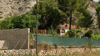 Casa o xalet en venda en Hontoba amb Jardí privat