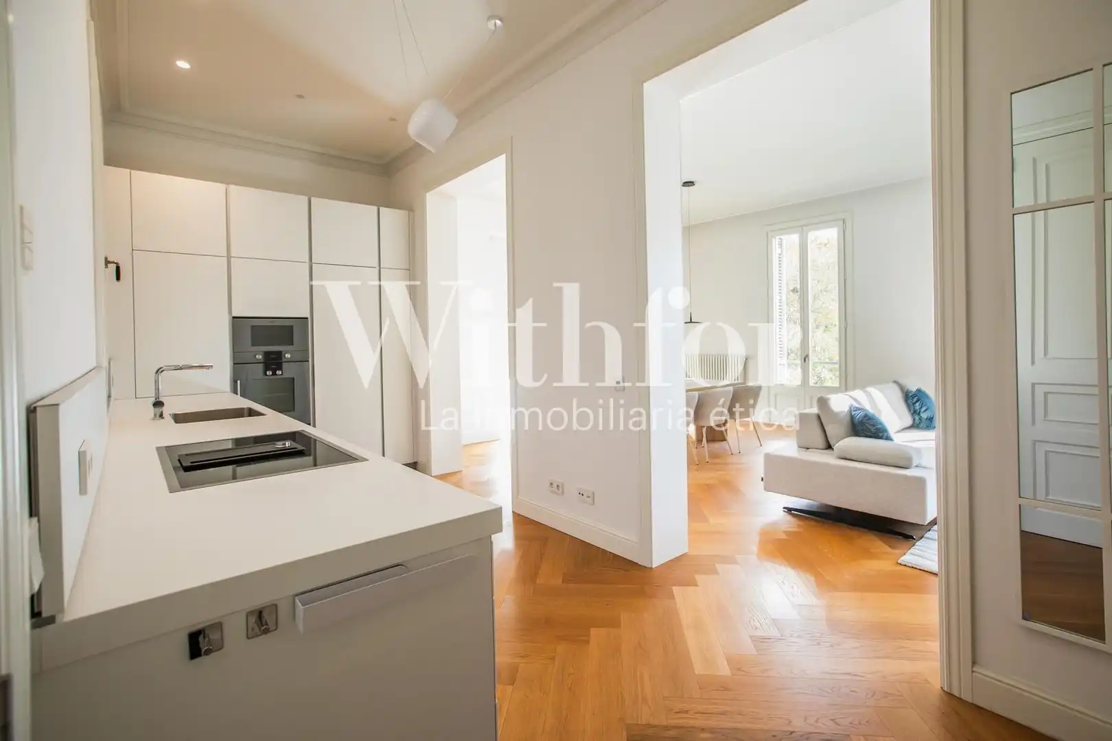 Flat for rent in Calle de Girona, Dreta de l'Eixample