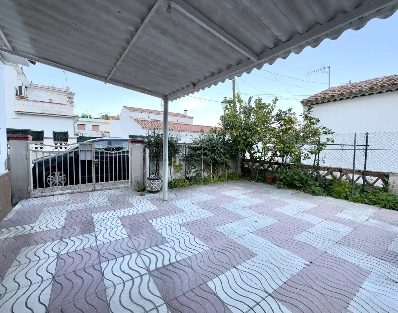 Terrasse von Country house zum Verkauf in Blanes mit Heizung, Privatgarten und Terrasse