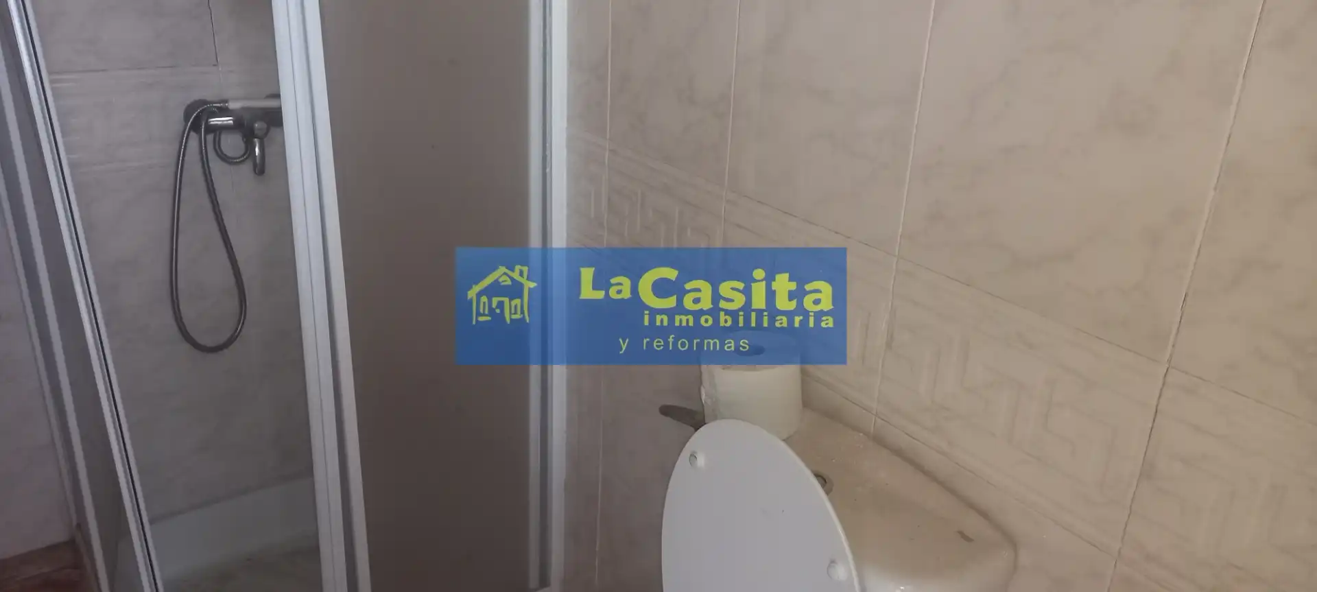 Bany de Casa o xalet en venda en Almagro amb Terrassa, Traster i Balcó