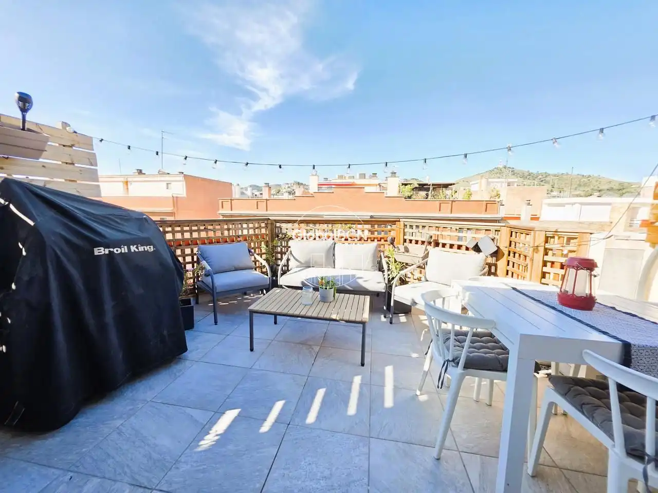 Pis en venda a Carrer de Laureà Miró, El Centre