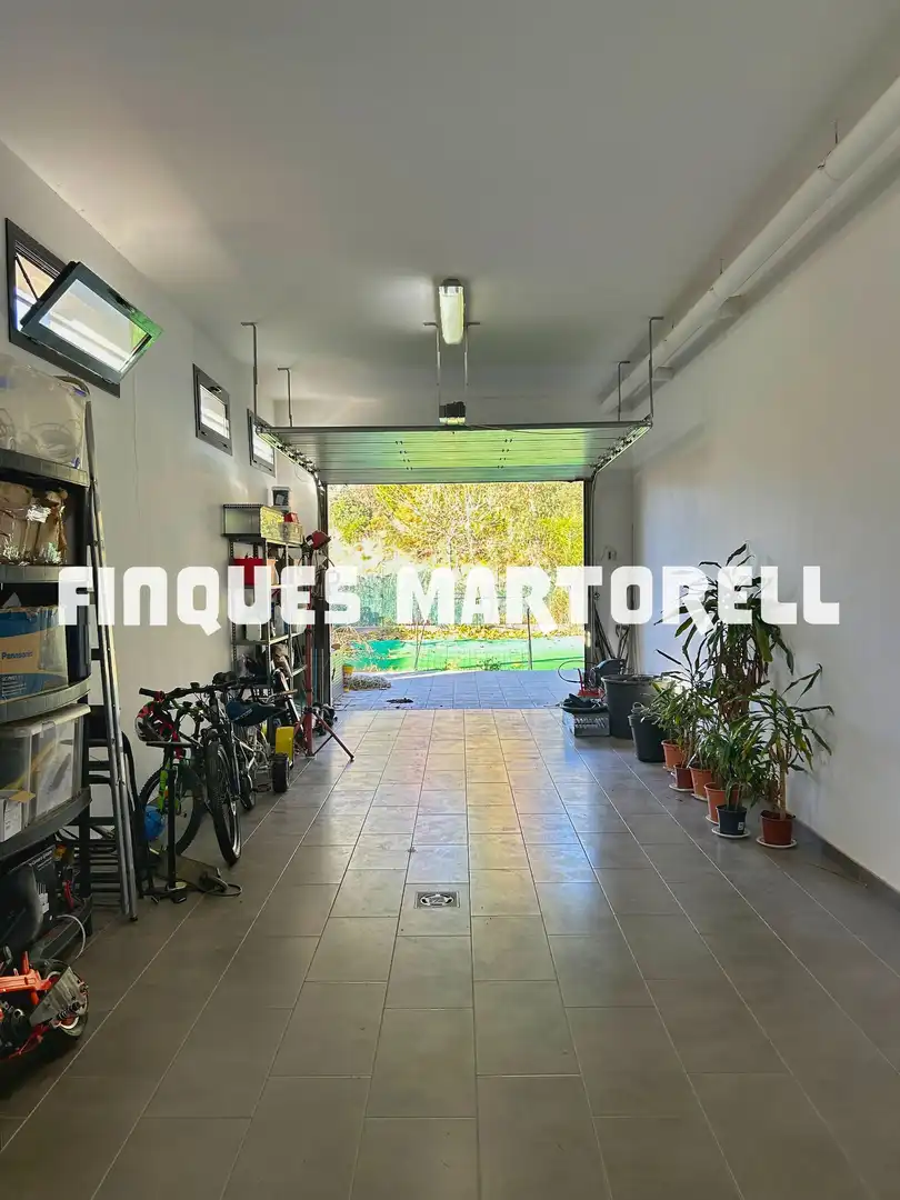 Exterior view of Houses for sale in Santa Coloma de Farners  with Air Conditioner, Heating and Private garden