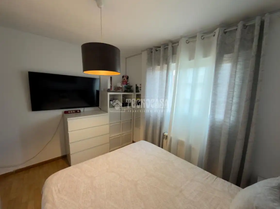 Habitación de Casa adosada en venta en Madrid con Aire acondicionado, Calefacción y Terraza
