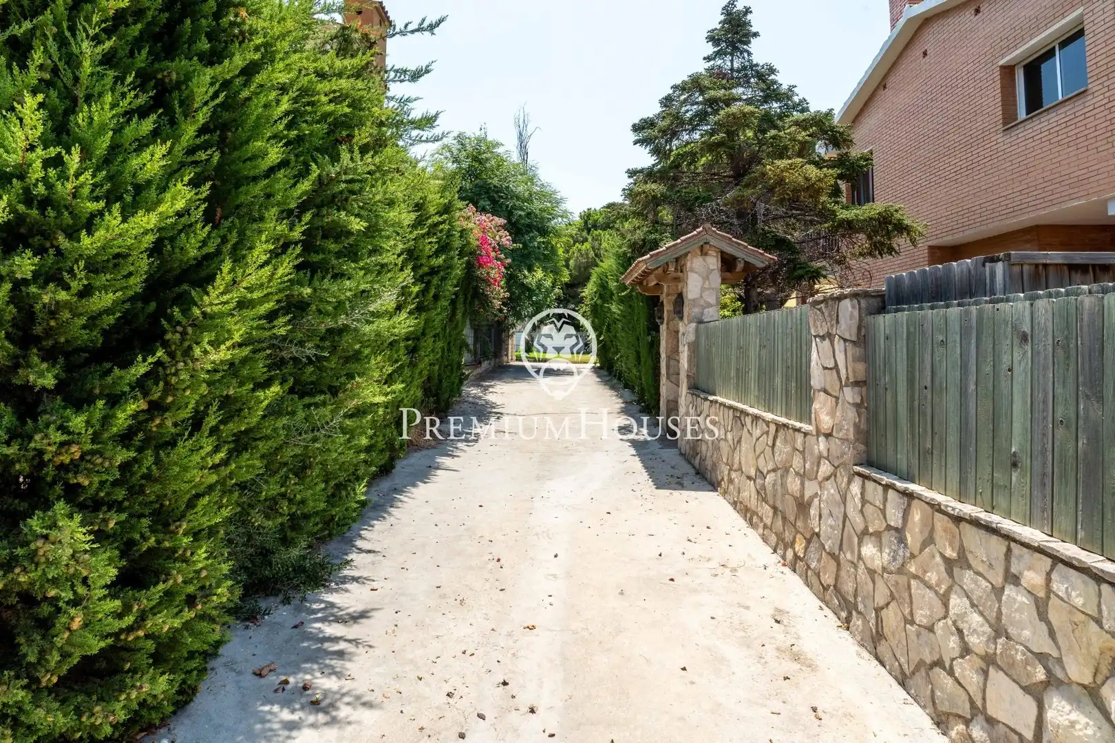 Vista exterior de Casa o chalet en venta en Cambrils con Aire acondicionado, Calefacción y Jardín privado