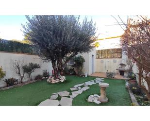 Garden of Single-family semi-detached for sale in Manresa  with Air Conditioner, Heating and Private garden