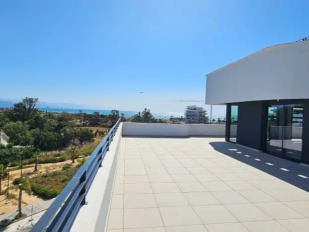 Penthouse with pool for sale in Av Mar de Alborán 9