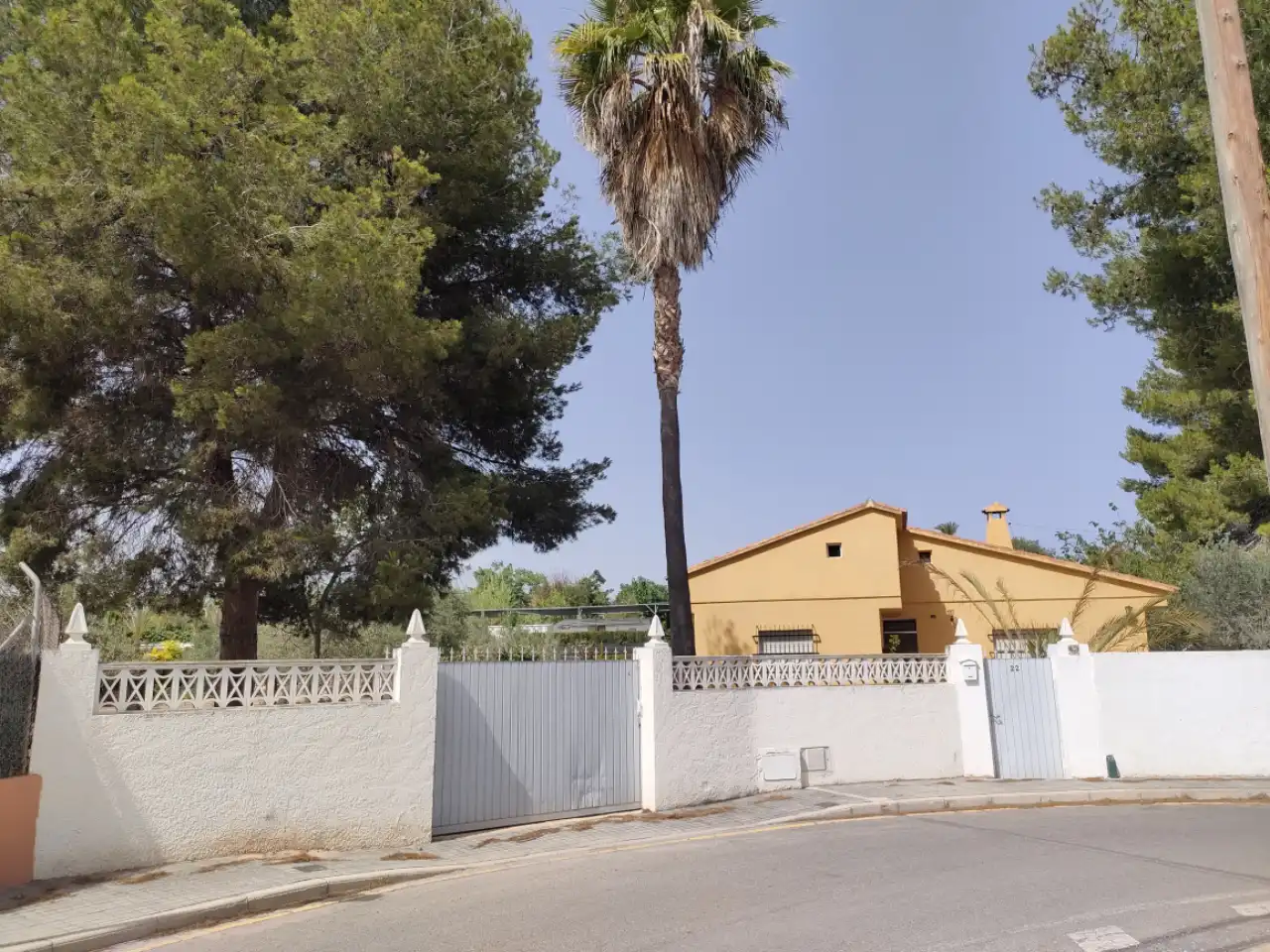 Vista exterior de Casa o xalet en venda en Benidorm amb Moblat