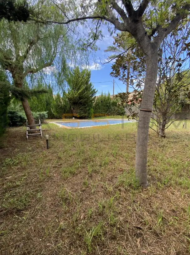 Terreny residencial en venda a Casc Antic - Nou Cambrils